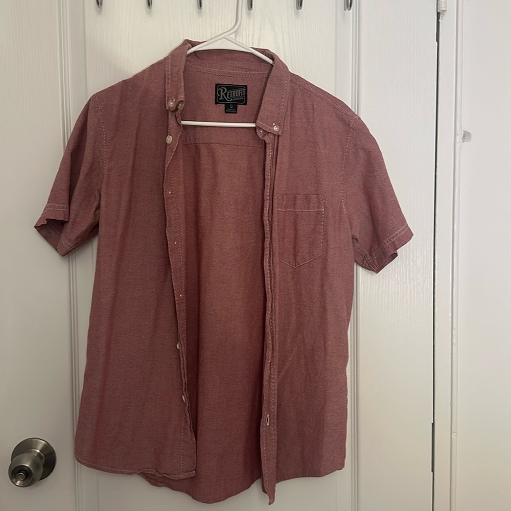 Short sleeve button down maroon shirt